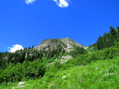 Maple Pass Trail at North Cascades NP in WA