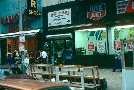 Philadelphia 8/27/1983 - Around 10th & 11th Streets