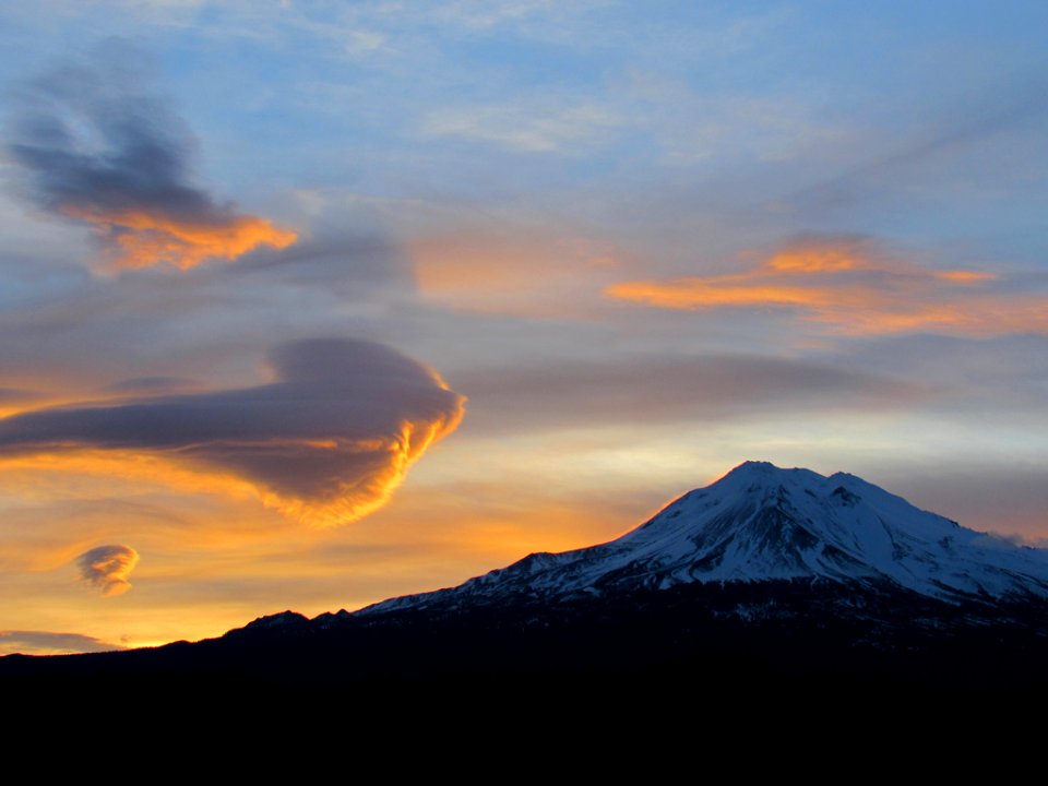 Sunrise at Mt. Shasta in California