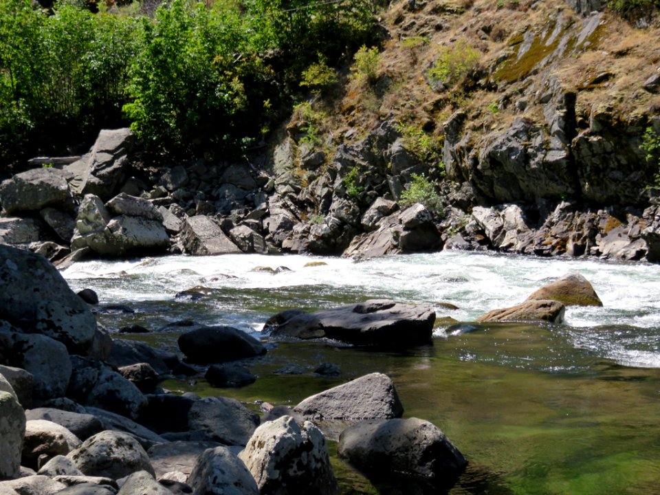 Wenatchee River in WA