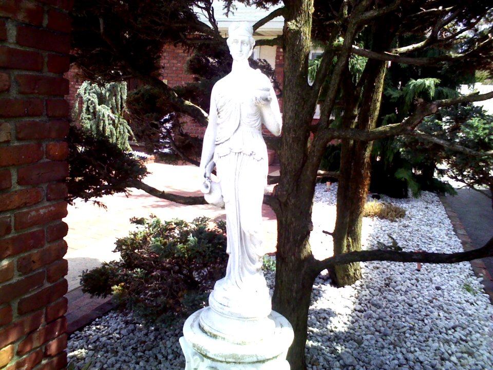 STATUE IN A NORTH BERGEN STREET