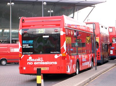 Citaro-HydrogenBus-London-CIMG0115 photo