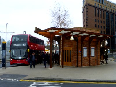 YY64GXG-WestCroydonBusStn-P1390569