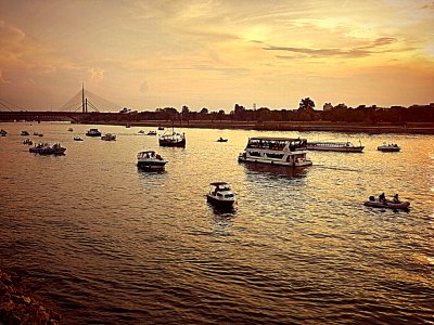 Boats promenade photo