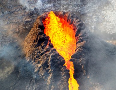 Spatter cone eruption (15 January 2021) (Kilauea Volcano, Hawaii) 1
