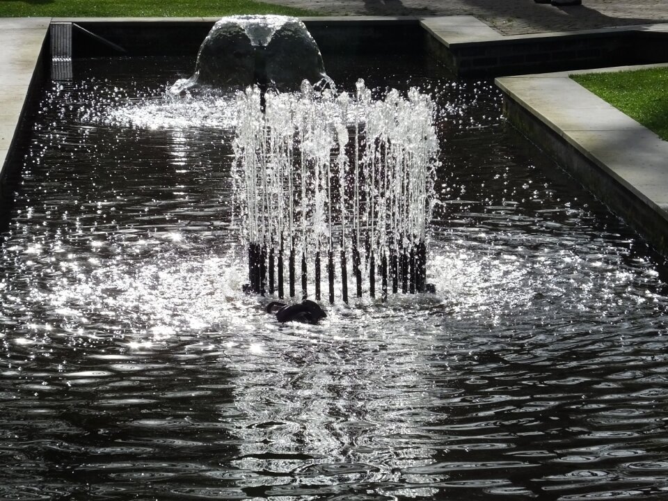 Fountain water feature keukenhof