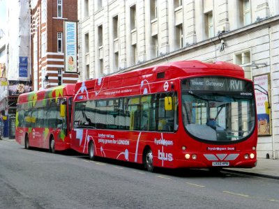 Wright-VanHool-HydrogenBus-London-P1440127 photo