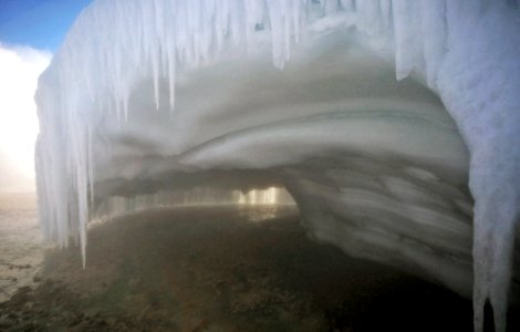 Ice cone near Africa Geyser