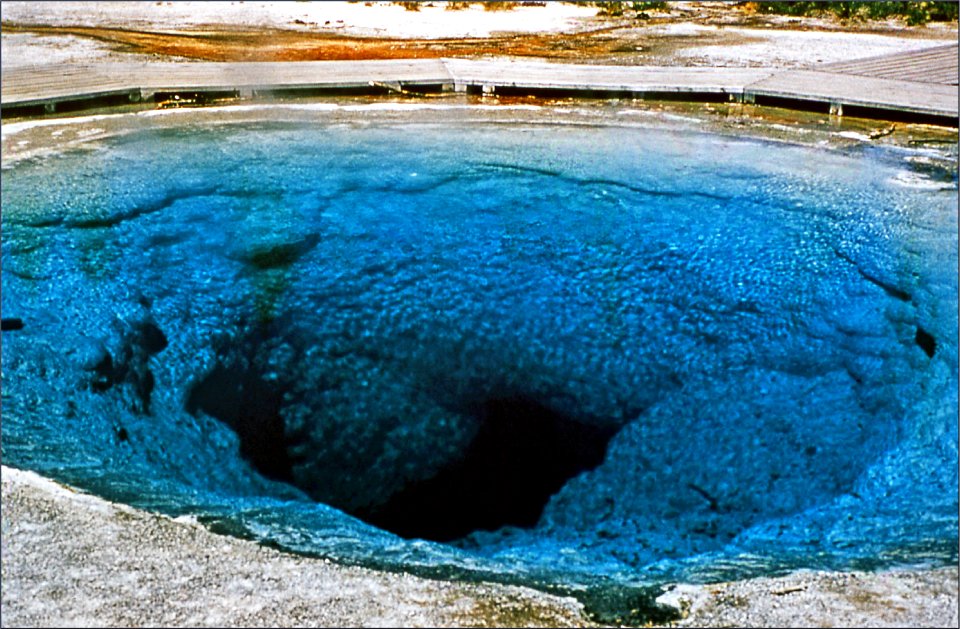 Morning Glory Pool