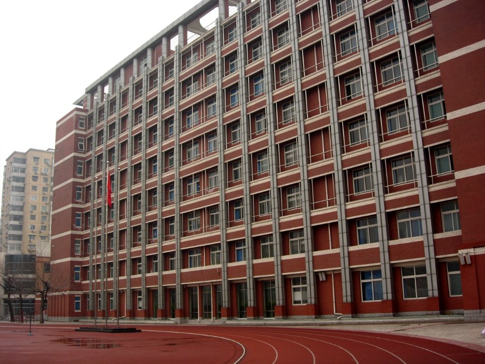 70 (High School in 中关村)