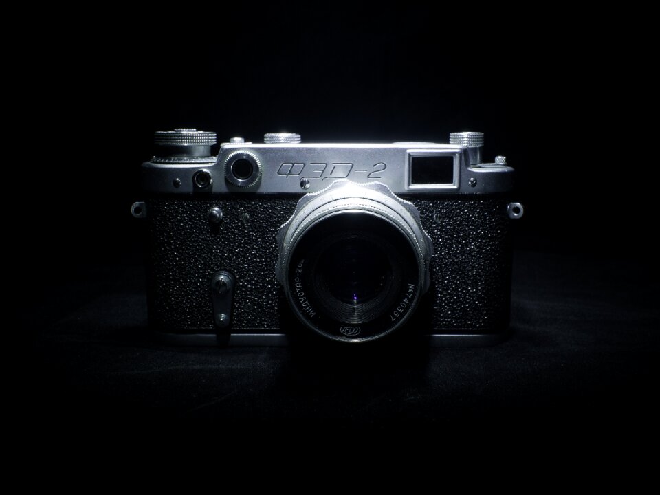 Photo equipment lens