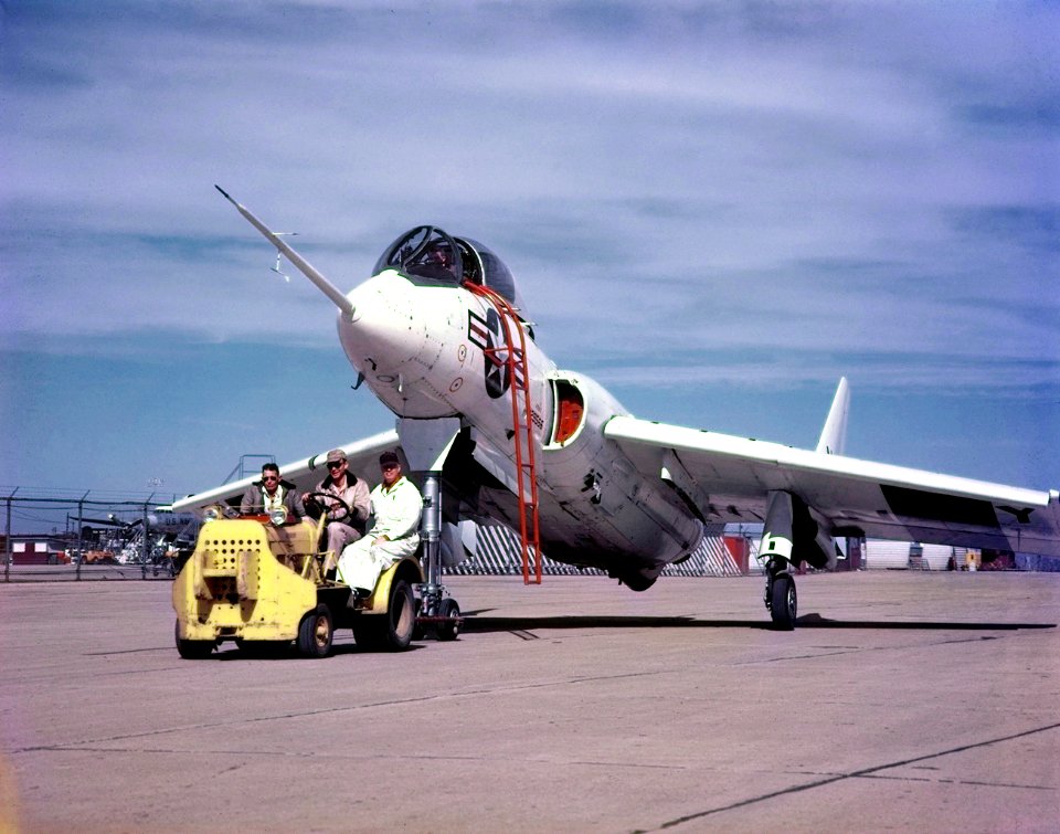 Chance Vought F7U-3 Cutlass (BuNo 129556) of VX-3