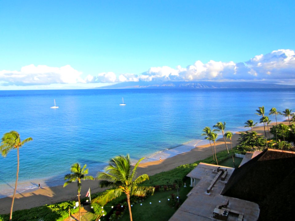 27 (Royal Lahaina Resort)