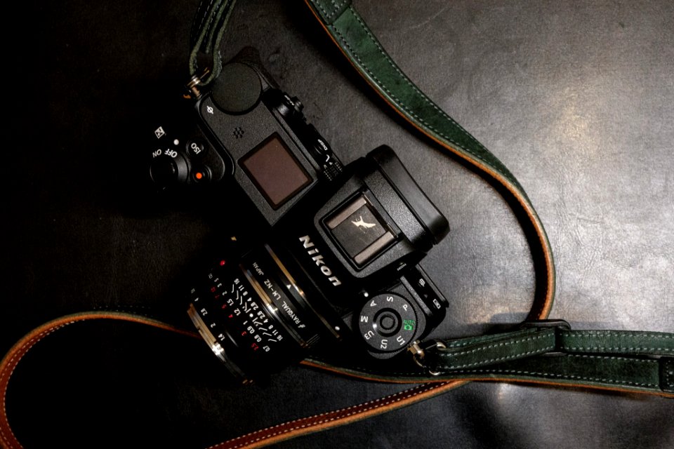 Z7 + Hot shoe cover + Leather strap