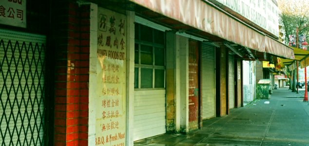 chinatown sidewalk
