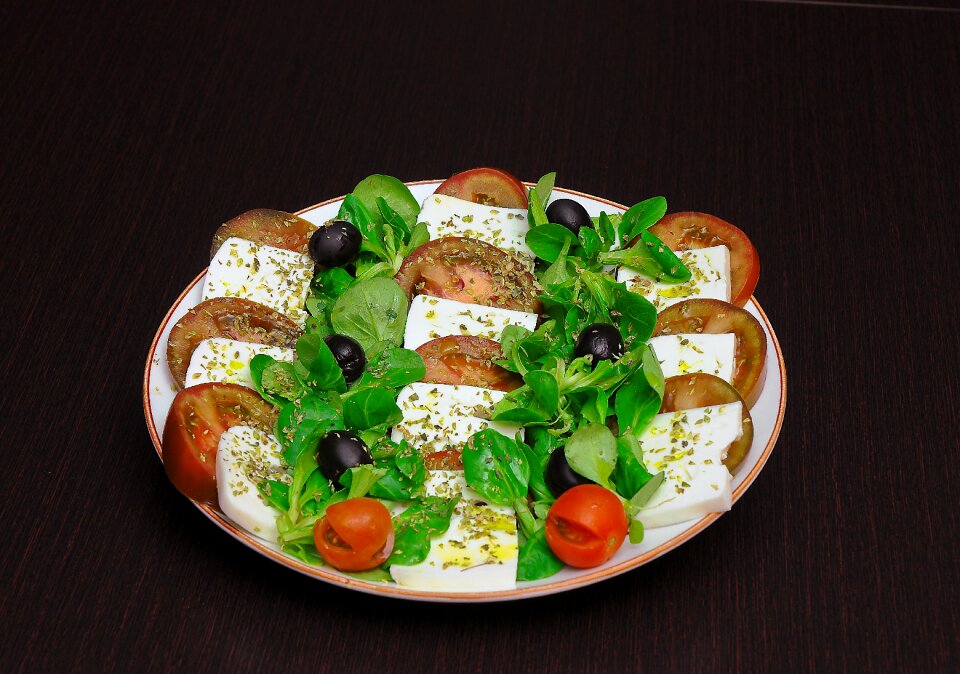 Tomato cheese food