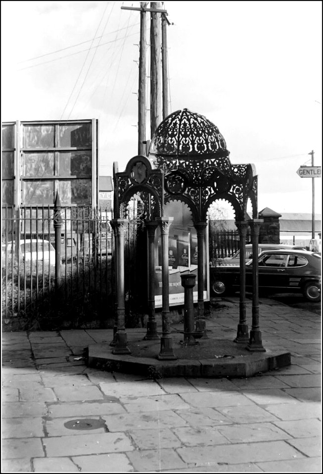 Butetown drinking fountain