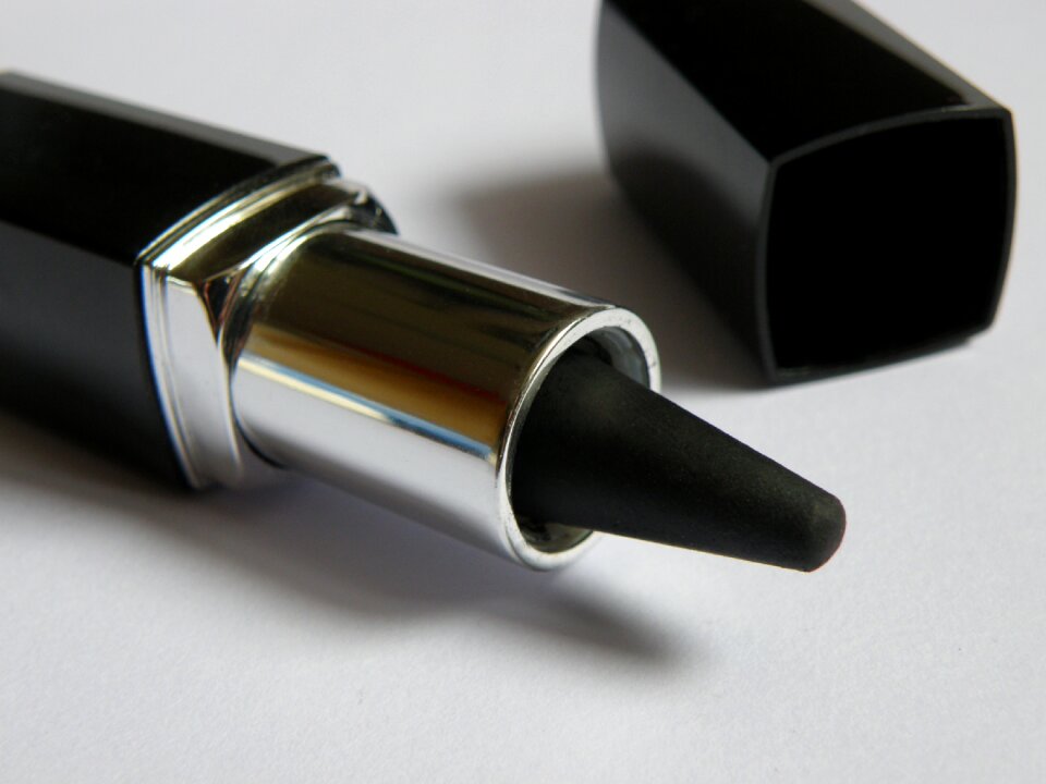 Pencil eye-liner make up