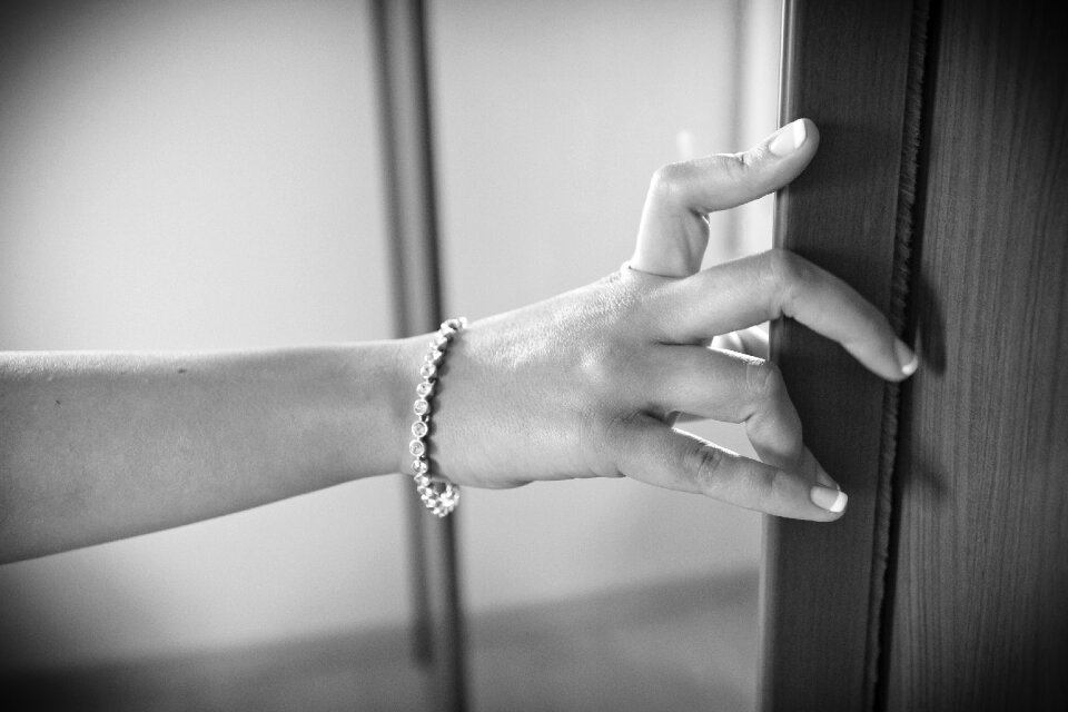Nails ring finger