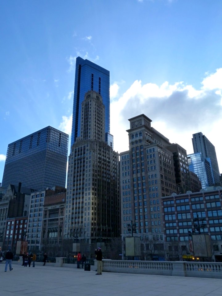 Cloud Gate /The Bean - it's so humdrum