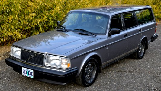 1992 volvo 240 wagon 15427794609f98764da1992Volvo1 photo