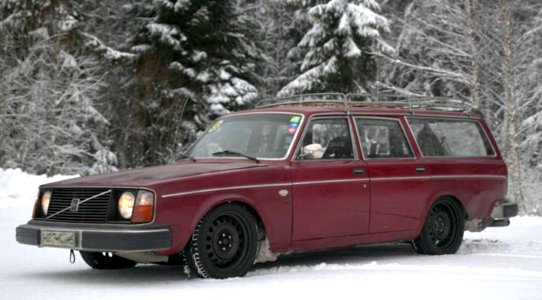 Volvo-245-wagon-V10-drift-build-(3)