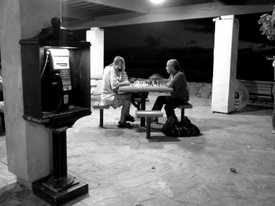 chess players, waikiki photo