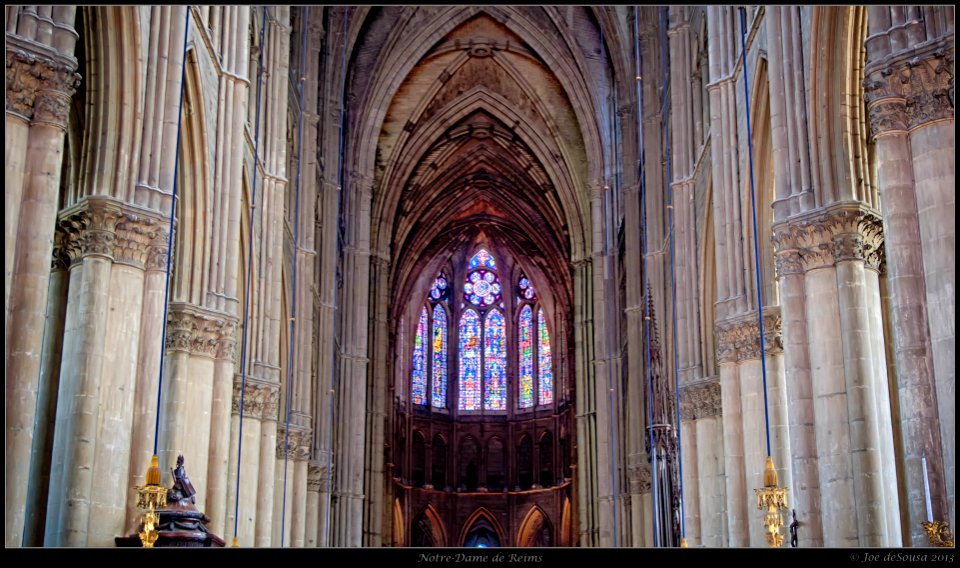 Notre Dame de Reims photo