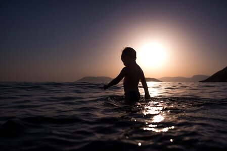 Sea silhouette backlight photo