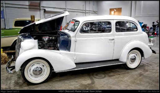 1937 Chevrolet Master Deluxe Town Sedan photo