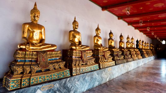 Buddha Statues photo