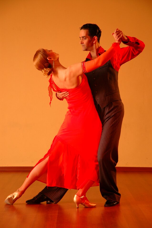 Elegance style orange dance
