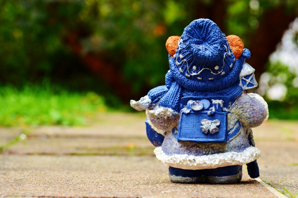 Teddy figure wintry