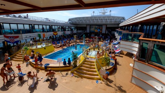 Pool of the Costa Deliziosa
