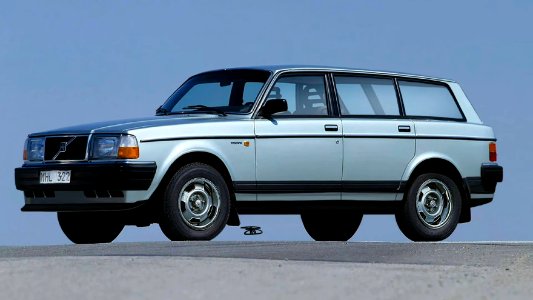 what-if-the-volvo-240-was-designed-as-an-suv-in-1988-154499 1