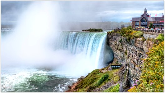 Horseshoe Falls, Niagara Falls, Canada photo