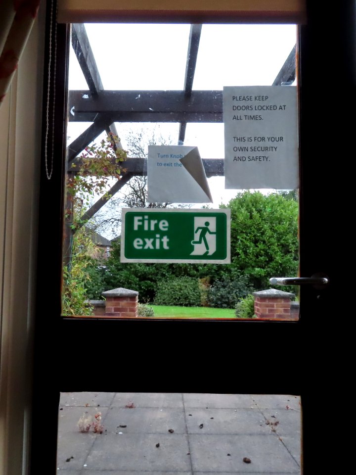 Fire Door - Keep Locked!