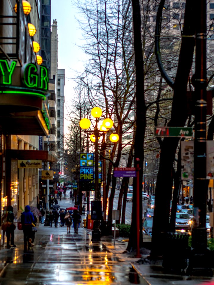 SeattlestreetEaster5