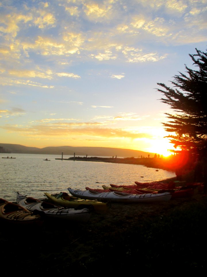 GFNMS -- Kayaks Sunset