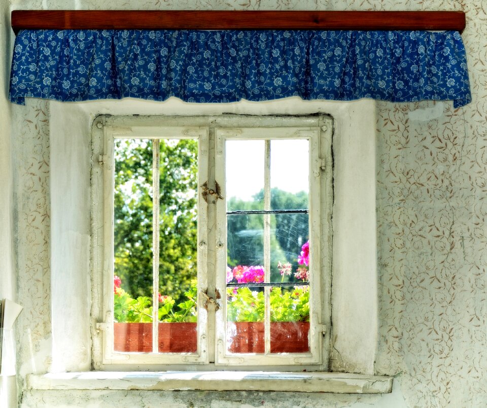 Historically curtain rustic