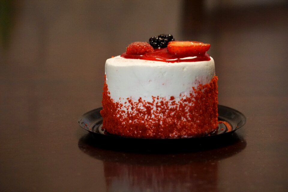 Pastry cakes portion