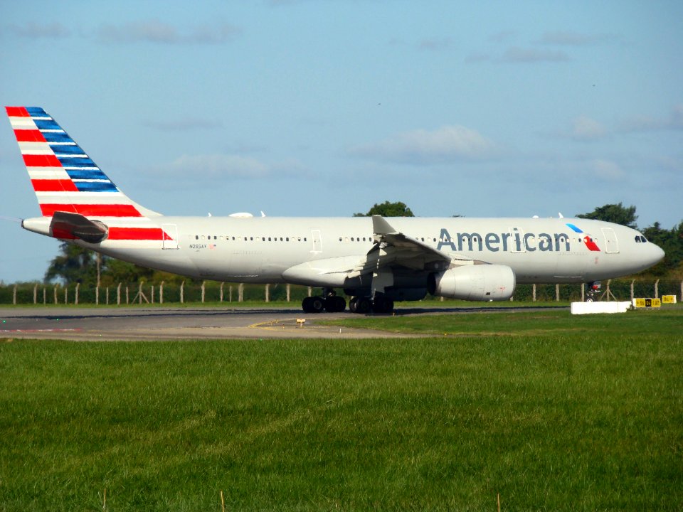 Eidw 18 A330 N285AY