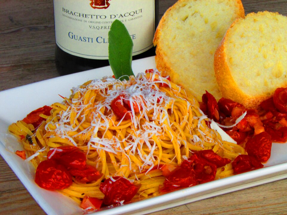 Food plate italian