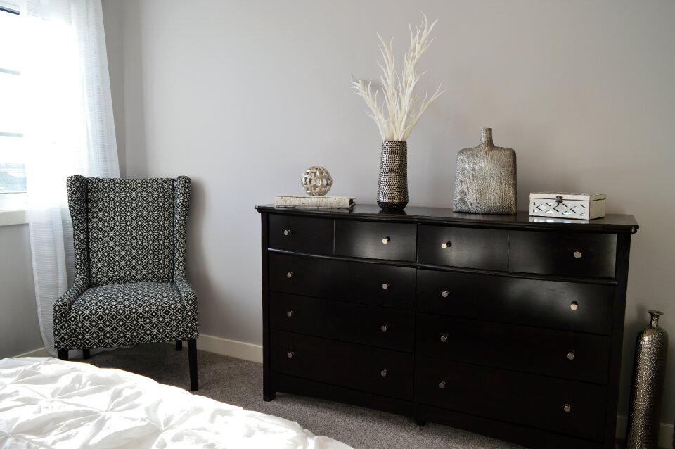 Dresser decor room