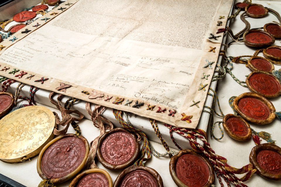 Ægteskabskontrakt mellem Prinsesse Anna af Danmark og Jacob 6. af Skotland 1589 -  Marriage contract between Princess Anna of Denmark and Jacob 6. of Scotland 1589