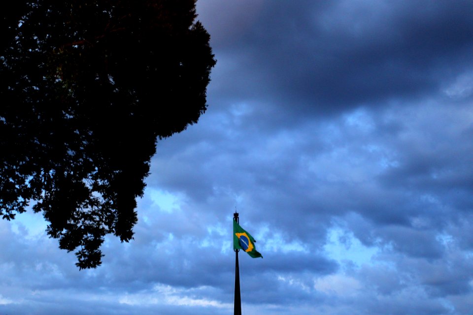 nossa-braslia---bandeira-do-brasil 30779952971 o