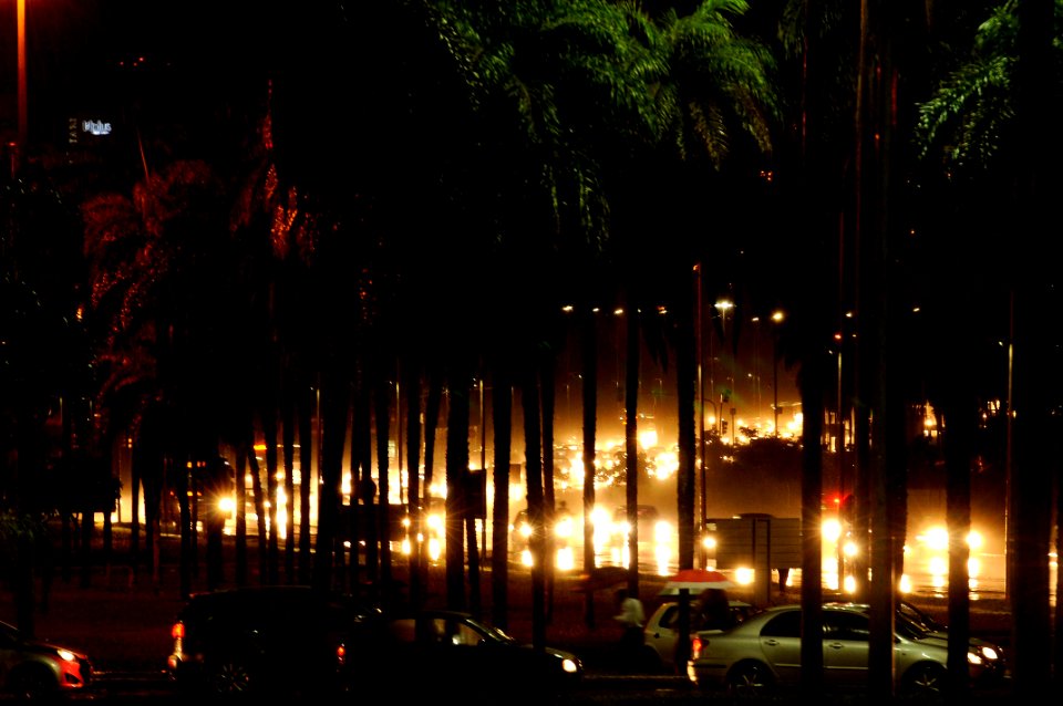 nossa-braslia---chuva-no-eixo-monumental 16601261738 o