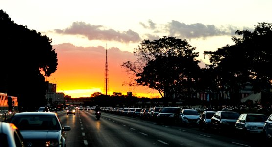 nossa-braslia---pr-do-sol-na-esplanada-dos-ministrios 26854199771 o