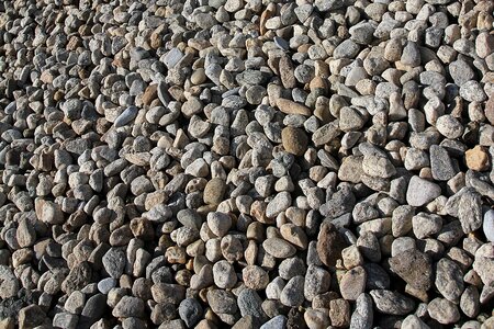 Fragmented stones small gravel bed