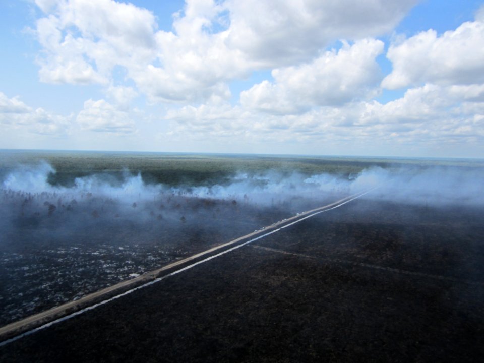 Smoke front Lateral West Fire